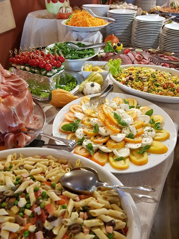 Hotel Stella D'Oro Lido di Jesolo Bagian luar foto