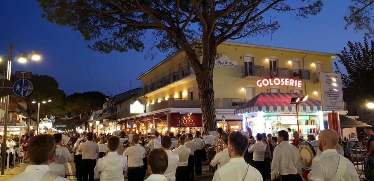 Hotel Stella D'Oro Lido di Jesolo Bagian luar foto